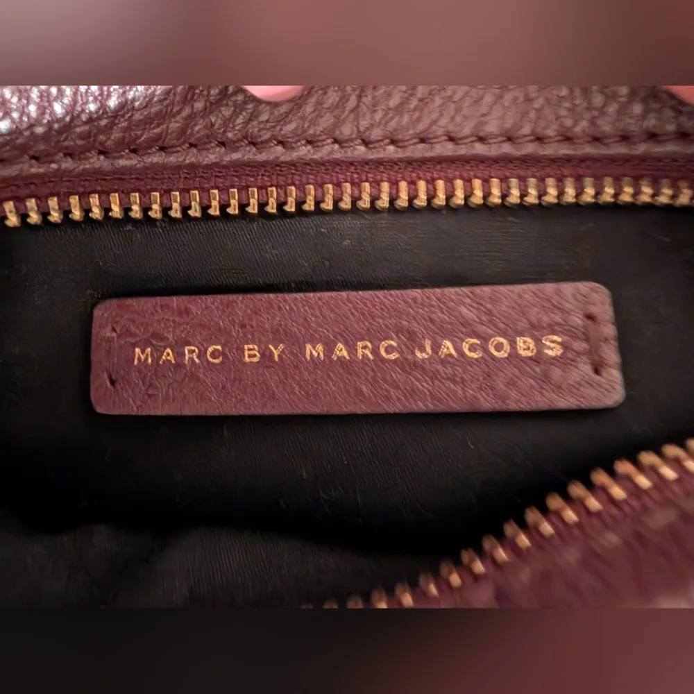 Marc By Marc Jacobs Elegant Burgundy Leather Mini Crossbody Bag Excellent! - Picture 6 of 8